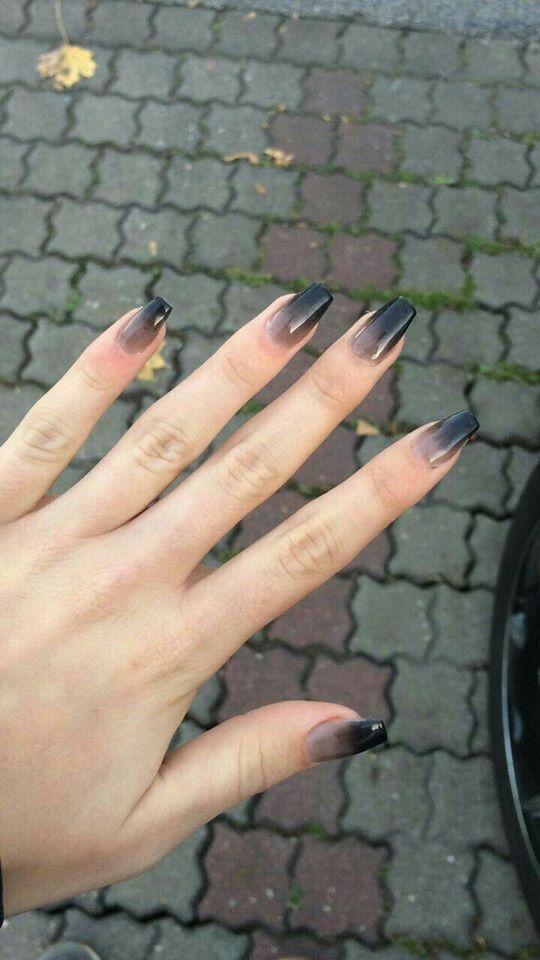 diseno-de-unas-ombre-en-negro-4