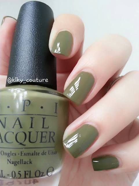 diseno-de-unas-para-los-pies-en-verde-militat-7