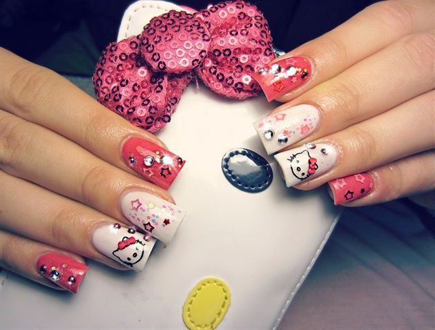 diseno-de-unas-para-ninas-de-hellow-kity-y-corazones-7