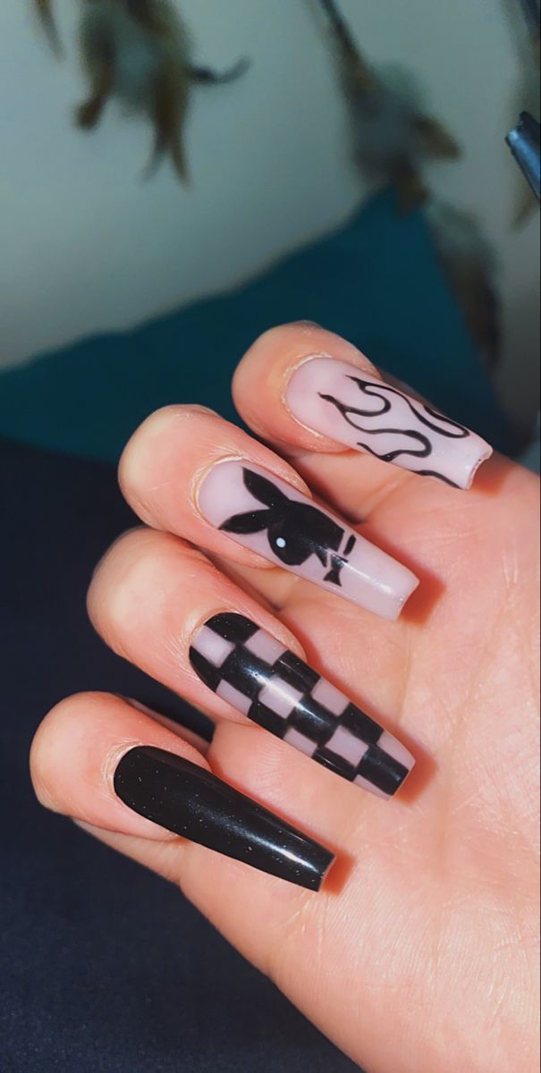 diseno-de-unas-playboy-3