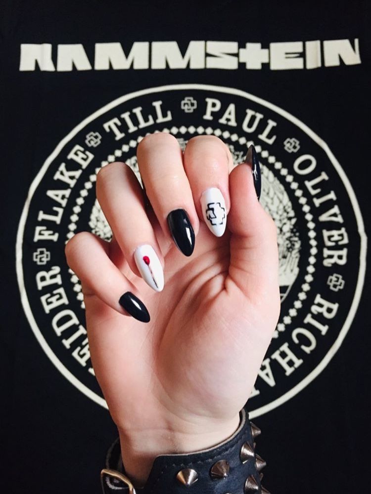 Diseño De Uñas Rammstein