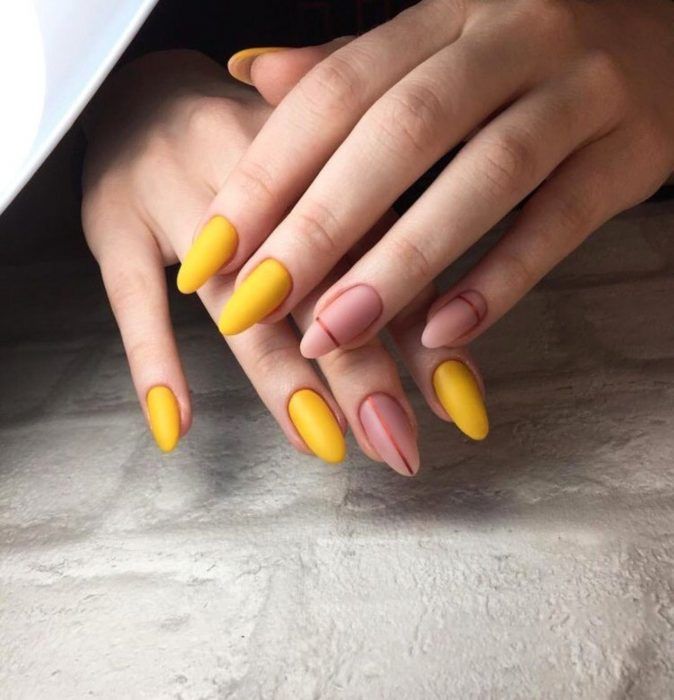 Diseño De Uñas Regreso a Claces