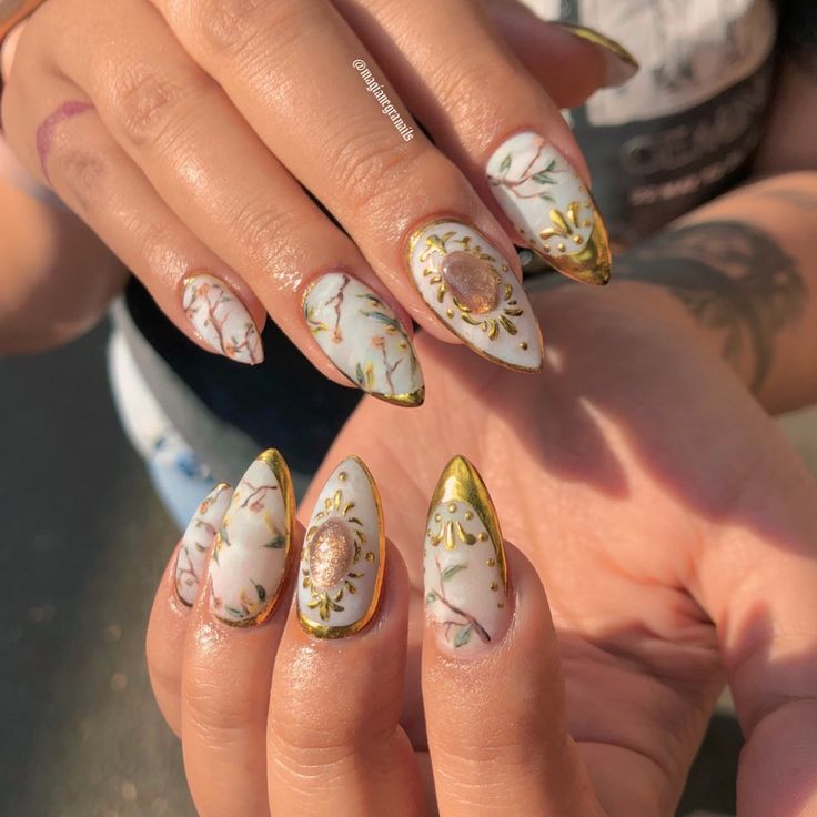 Diseño De Uñas Renacentista