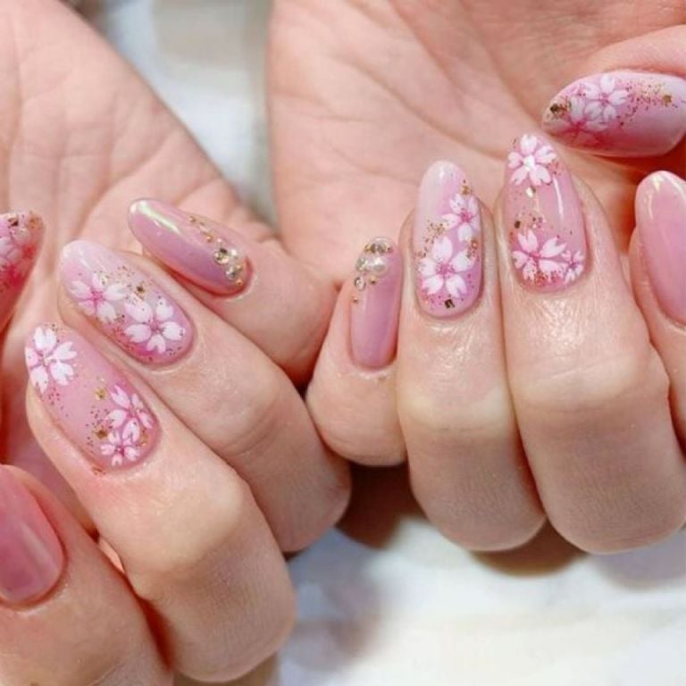 diseno-de-unas-sakura-7