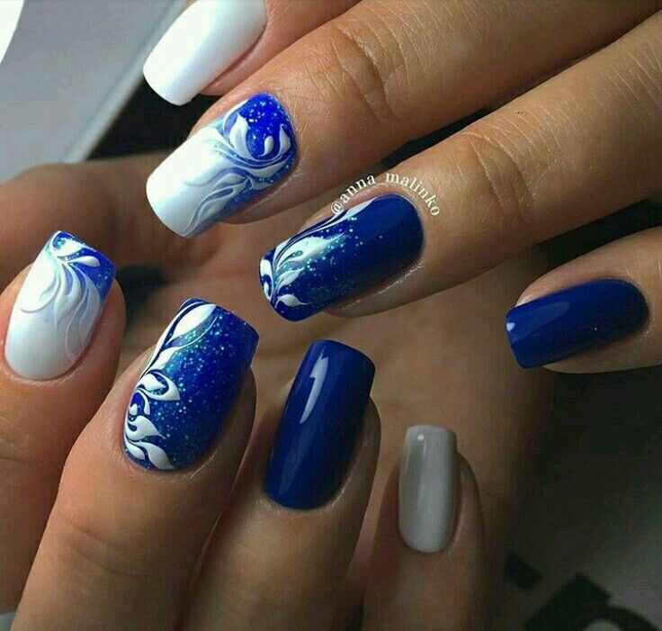 diseno-de-unas-sencillas-en-azul-rey-2