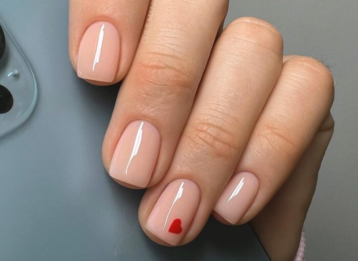 diseno-de-unas-sencillo-color-maquillaje-4