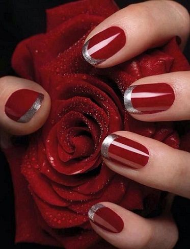 diseno-de-unas-y-blusa-color-roja-6
