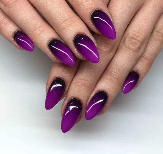 disenos-de-degradado-en-unas-color-morado-4