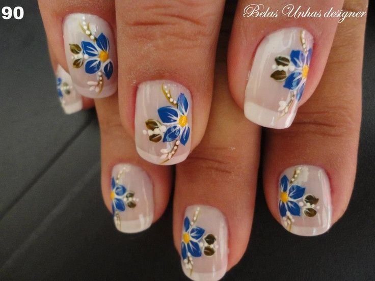 disenos-de-fores-azules-unas-2