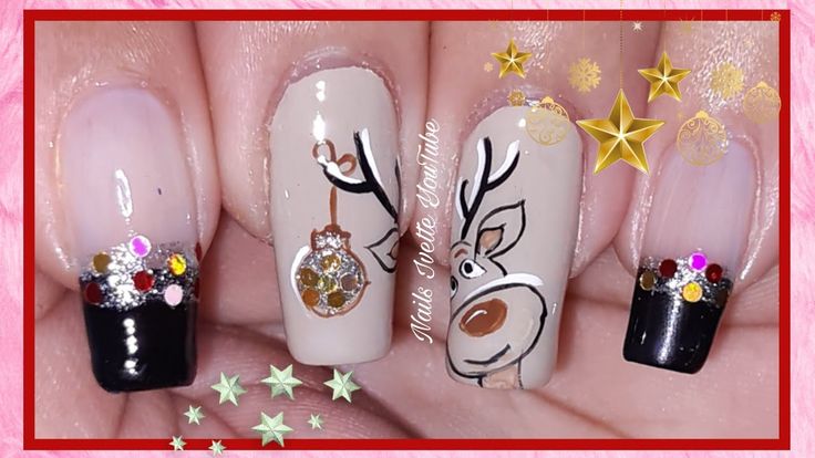 Diseños De Reno en Uñas en Color Plateado