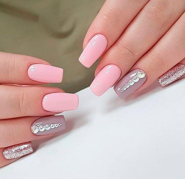 disenos-de-una-de-graduacion-de-color-pastel-4