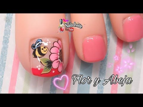 Diseños De Uña De Pies Con Flores Y Abejas
