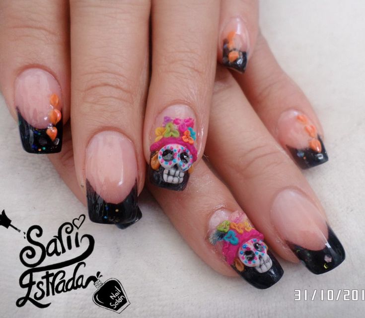 disenos-de-unas-acrilicas-calavera-5