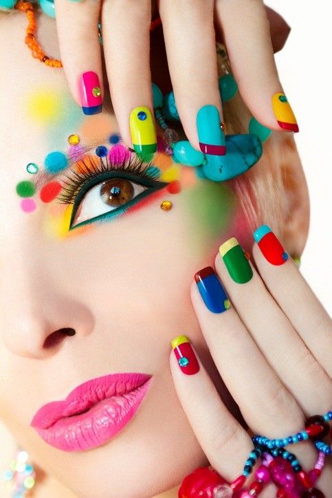 disenos-de-unas-acrilicas-carnavaleras-5