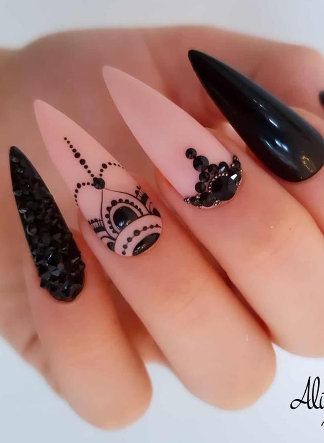 disenos-de-unas-acrilicas-fashionistas-5