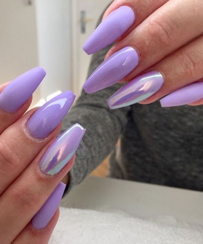 disenos-de-unas-acrilicas-morado-6