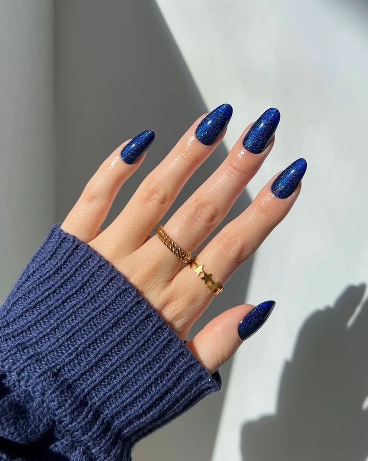 disenos-de-unas-acrilicas-para-manos-en-tonos-azul-3