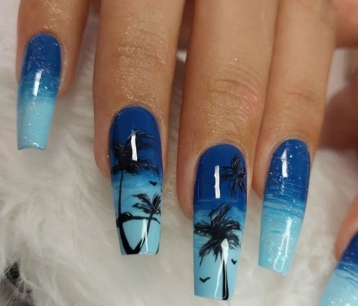 disenos-de-unas-azules-para-playa-2