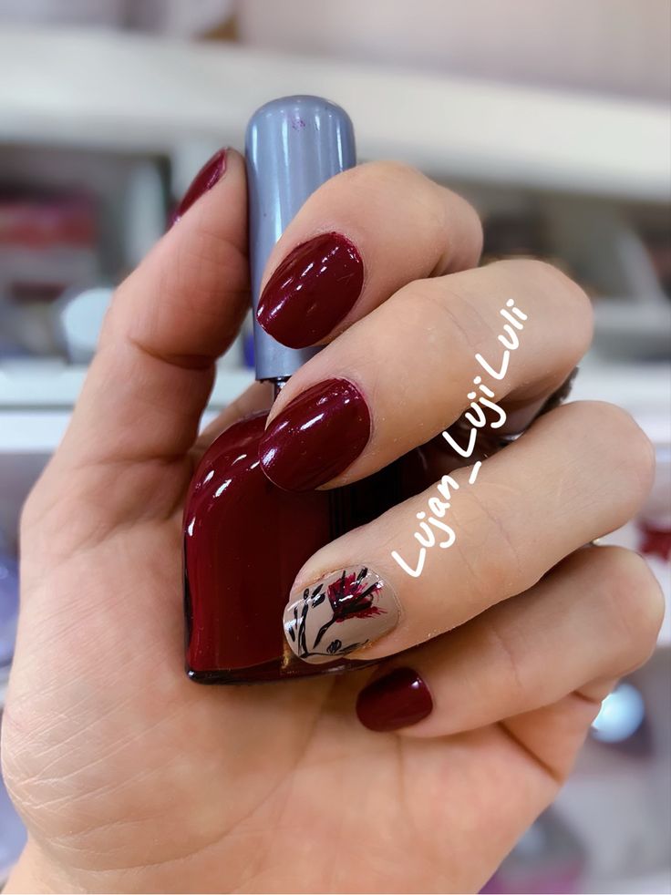disenos-de-unas-bordo-y-blanco-7