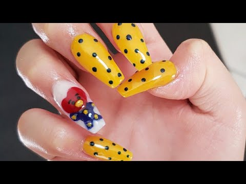 disenos-de-unas-bt21-tata-5