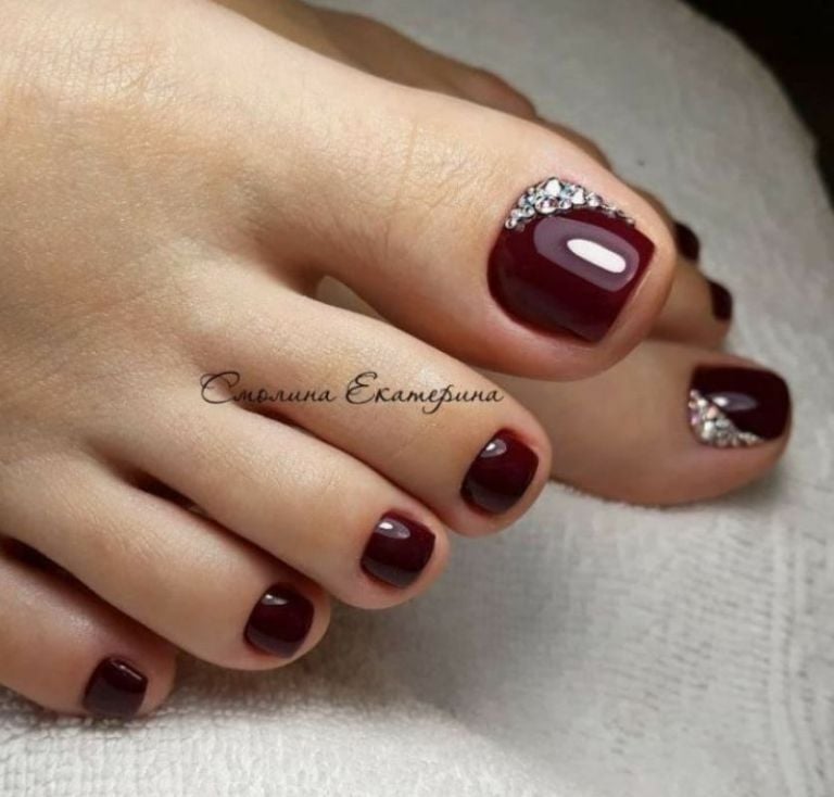 disenos-de-unas-color-vino-con-gelish-5