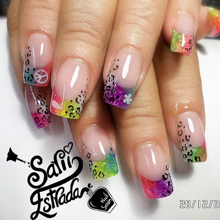 disenos-de-unas-colores-de-reversa-7