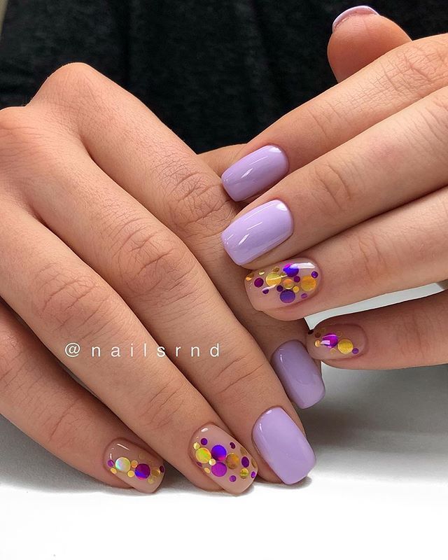 disenos-de-unas-con-confeti-morado-3