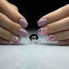 disenos-de-unas-con-confeti-morado-4
