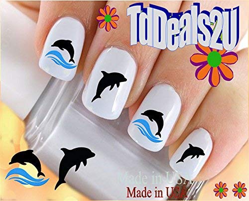 disenos-de-unas-con-delfines-5