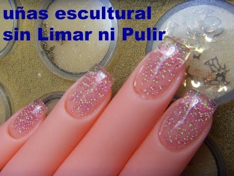 disenos-de-unas-con-hilo-hindu-2