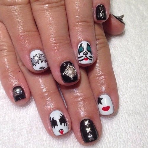 disenos-de-unas-con-imagenes-de-rock-5