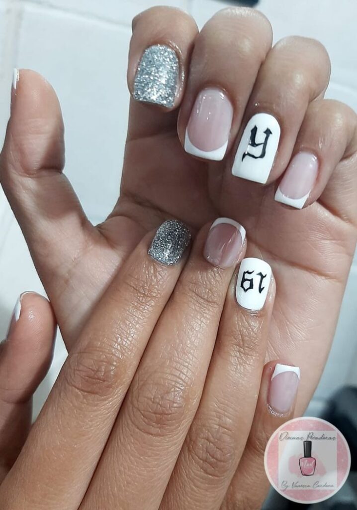 Diseños De Uñas Con Inicial Del Novio