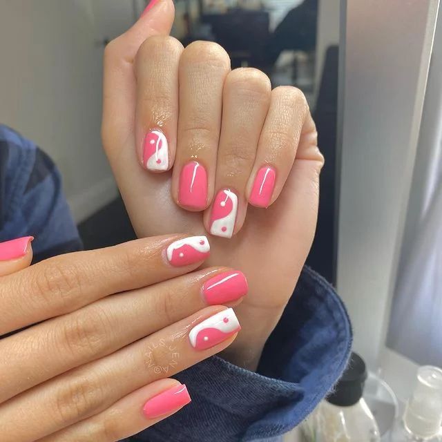 disenos-de-unas-con-jin-yang-para-mujer-7