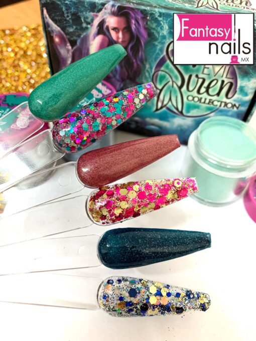 disenos-de-unas-con-la-coleccion-evil-sirena-4