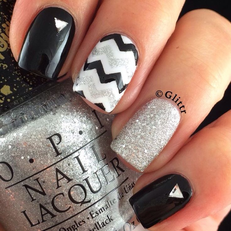 disenos-de-unas-con-lacquer-negro-3