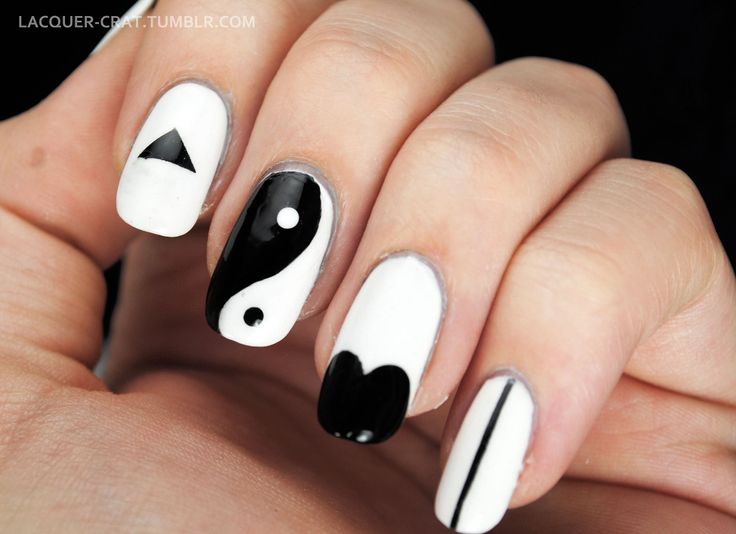 disenos-de-unas-con-lacquer-negro-5