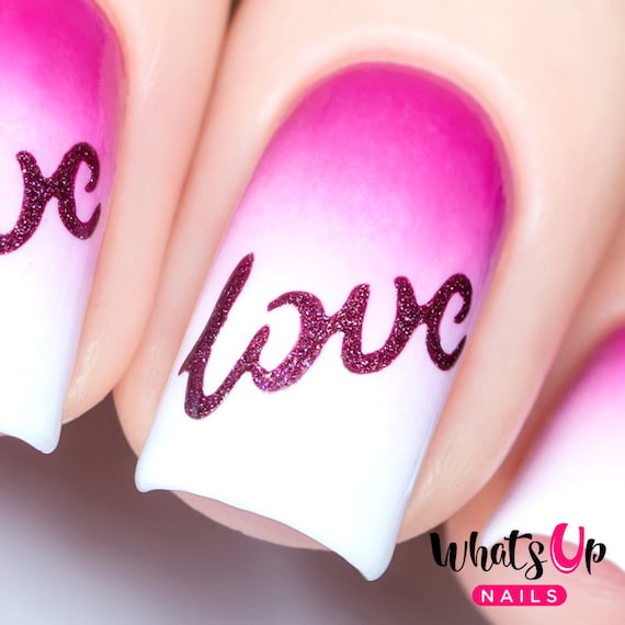 disenos-de-unas-con-love-escrito-6