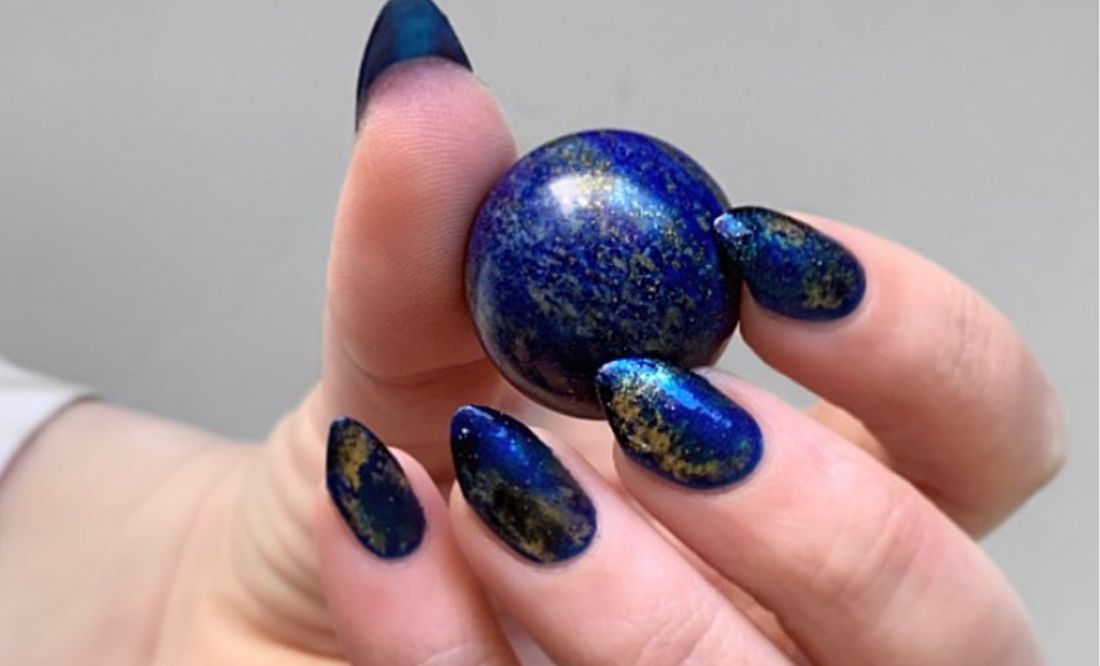 disenos-de-unas-con-minerales-3