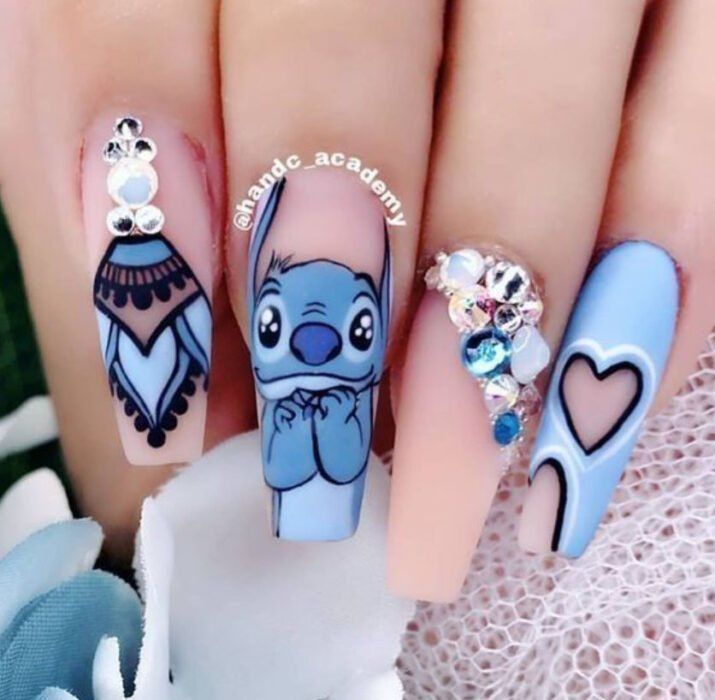 Diseños De Uñas Con Personajes