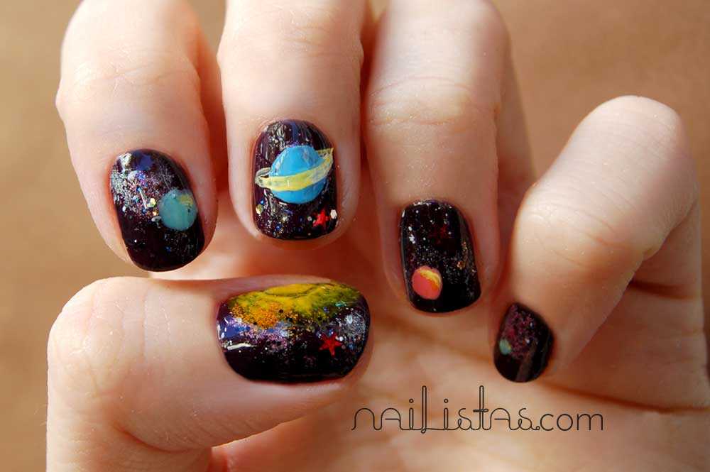 Diseños De Uñas Con Planetas