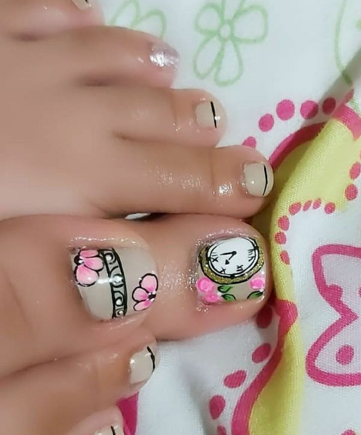 disenos-de-unas-con-reloj-3