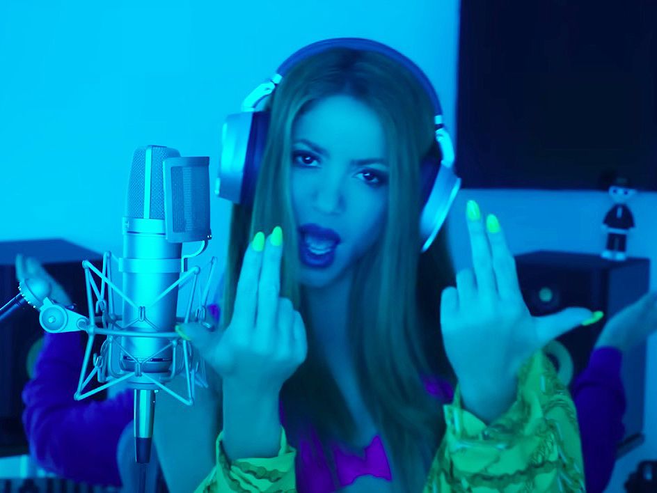 disenos-de-unas-con-shakira-3