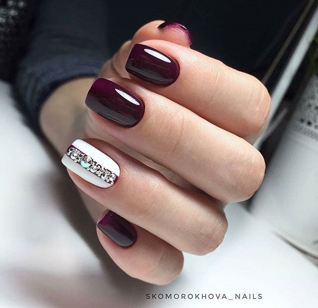 Diseños De Uñas Cortas Bordo