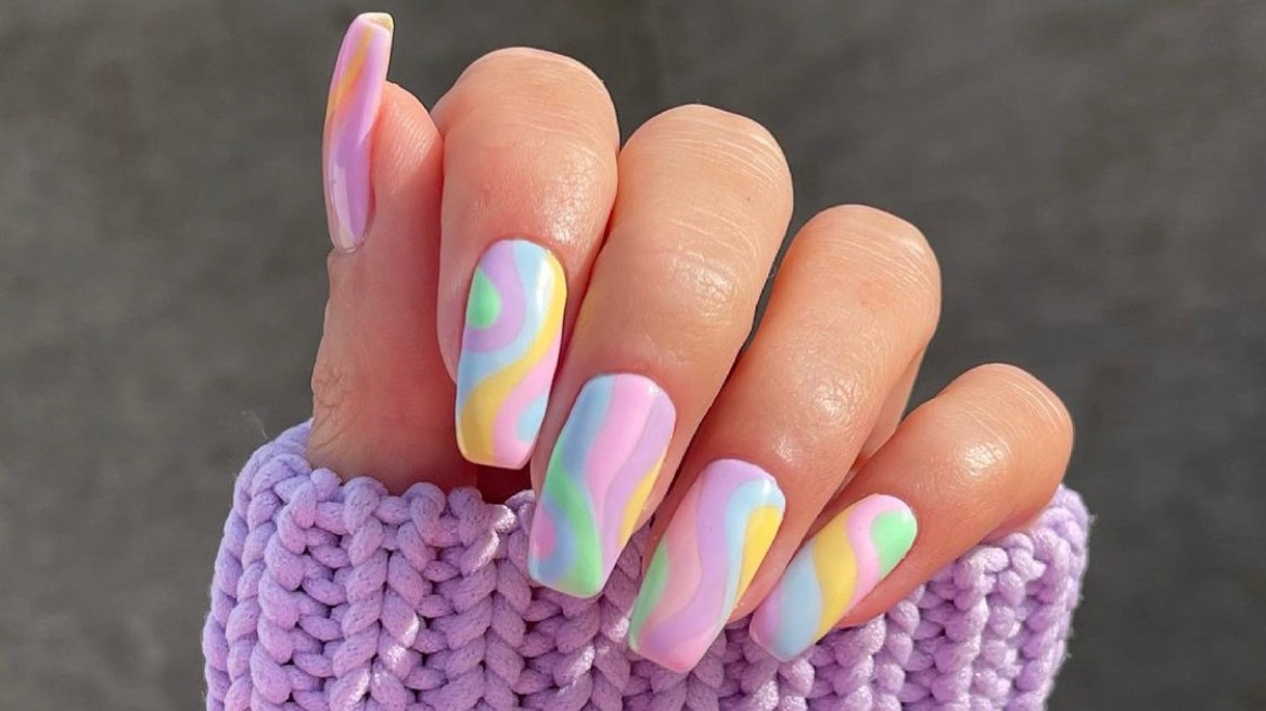 disenos-de-unas-dcolores-pastel-7