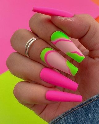 disenos-de-unas-de-acrilico-con-gelish-rosado-fluorescentes-6