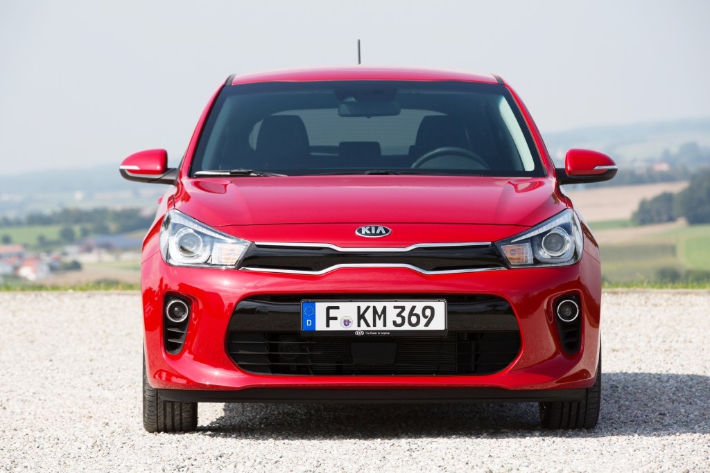 disenos-de-unas-de-autos-kia-6