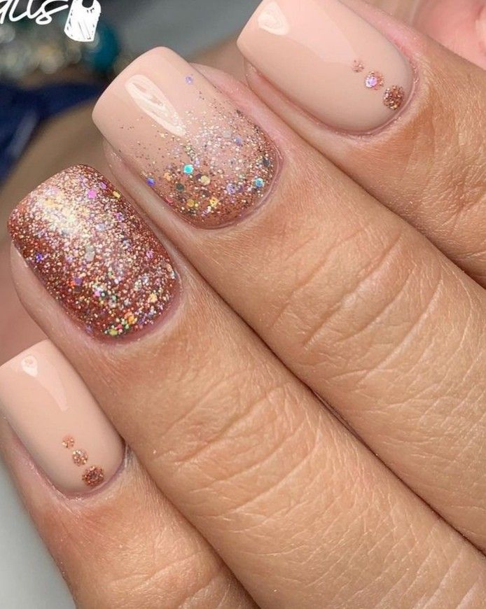 Diseños De Uñas De Brillos Sencillas Pero Elegantes 【IDEAS E IMÁGENES】