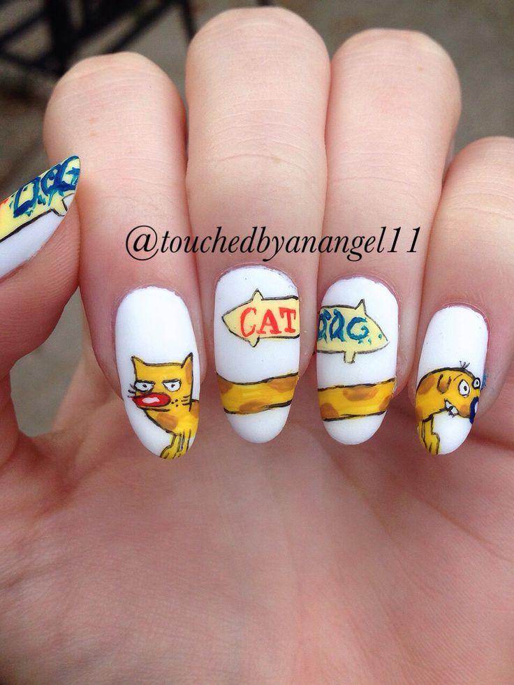 disenos-de-unas-de-catdog-3