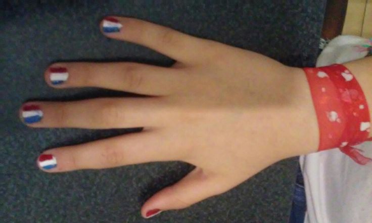 disenos-de-unas-de-la-bandera-de-francia-5