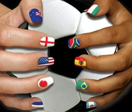 disenos-de-unas-de-la-bandera-de-francia-6
